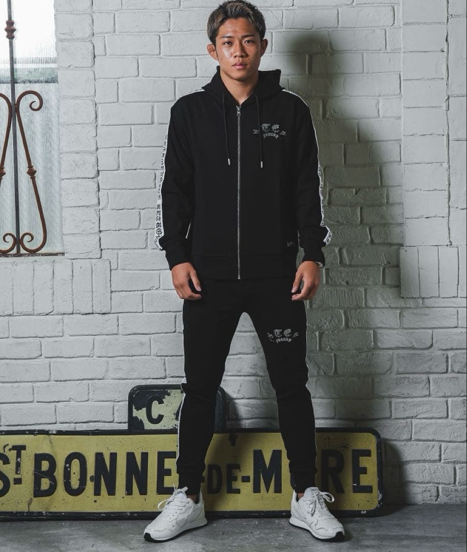 アダムスジャグラー セットアップ ブラック 上下Sサイズ