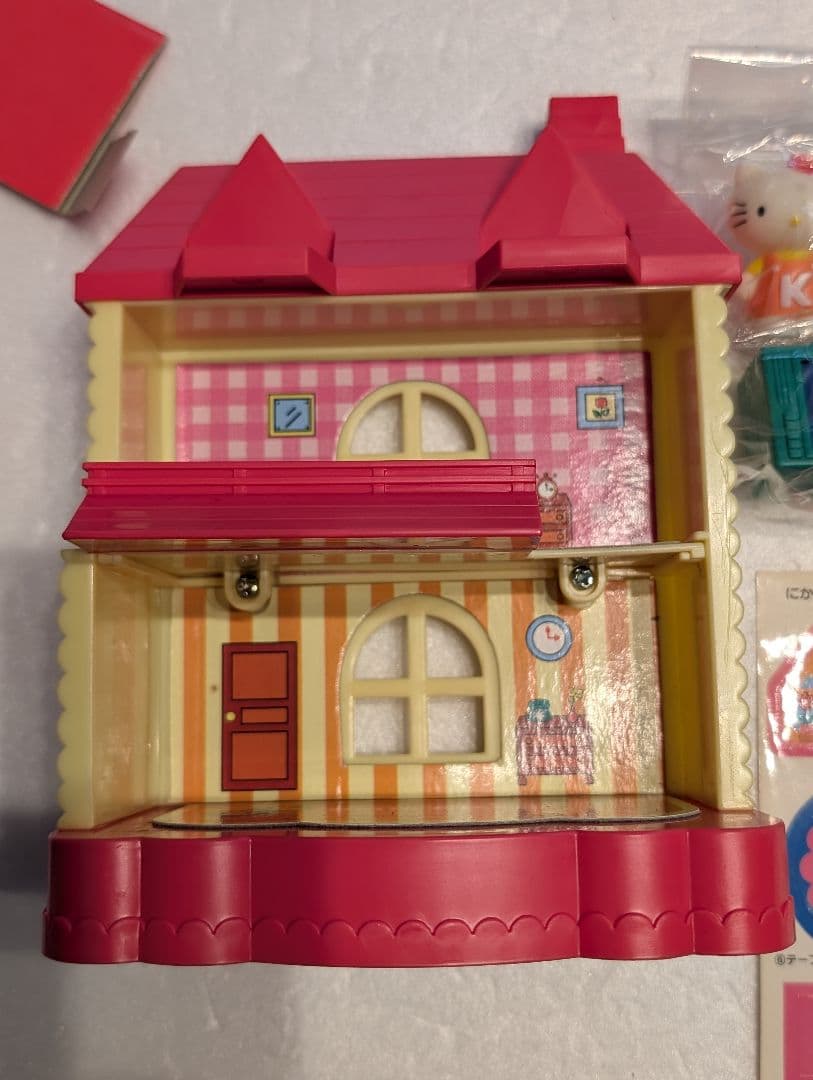 レア　ハローキティ　2かいだてのおうち　リビングルーム