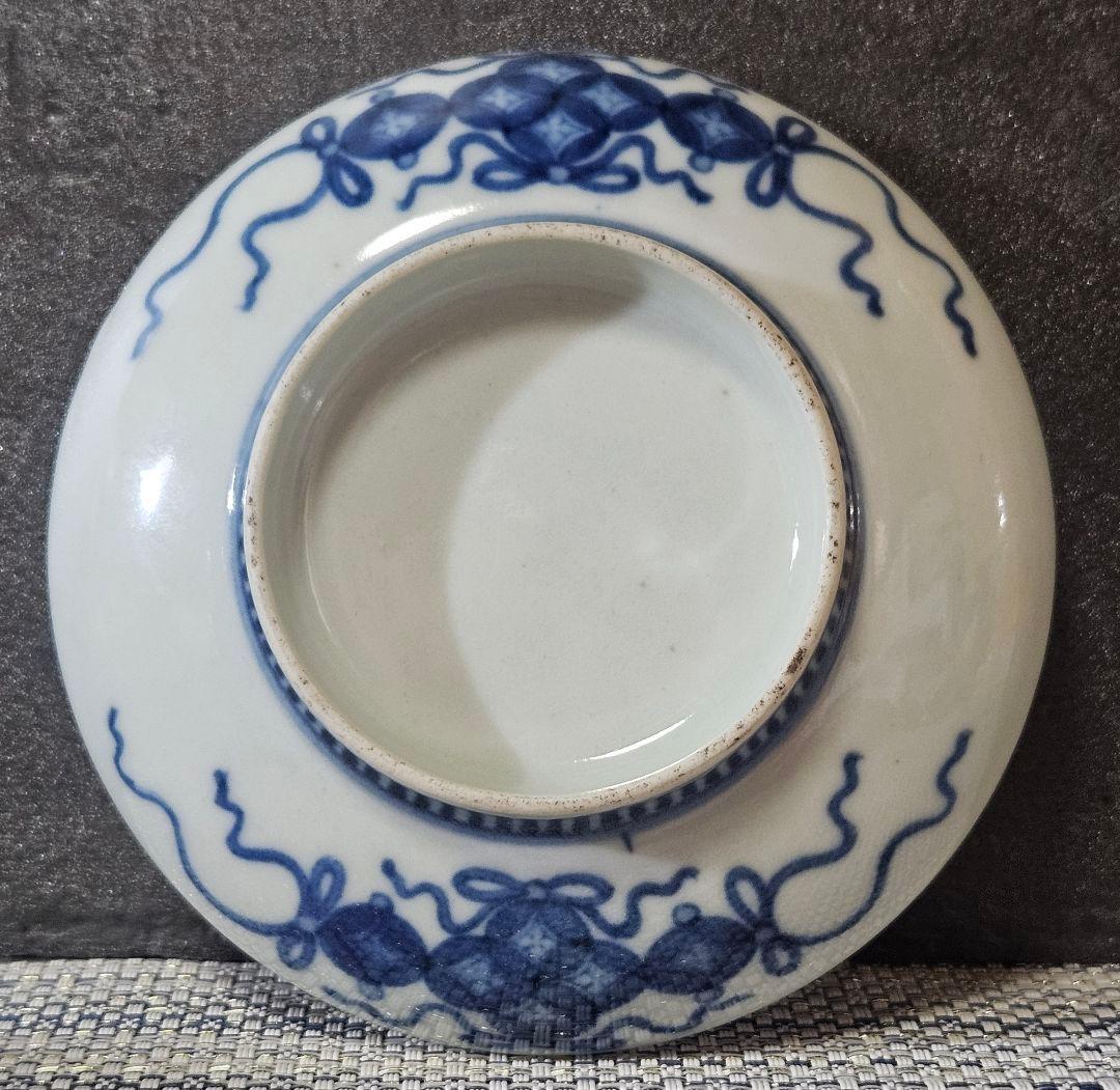 江戸時代末期～明治時代初期頃　後期色鍋島 色絵　唐草花文様　約12.5cm　小皿