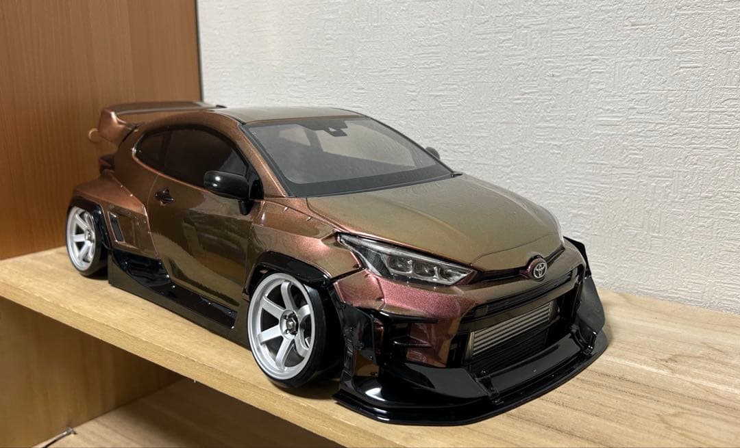 banana ADDICTION ラジコンボディ PANDEM　GRヤリス