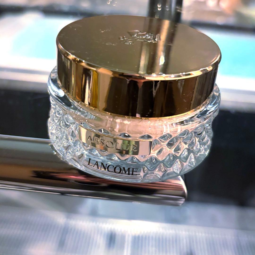 LANCOMEアプソリュ エッセンスインパウダー 01