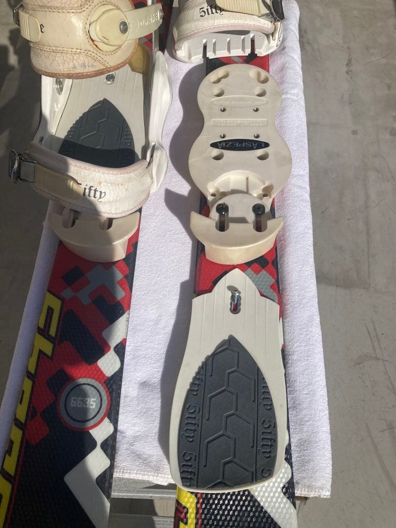 ショートスキー(ファン)スノーボード　ブーツ用SALOMON×DRAKE赤黒黄