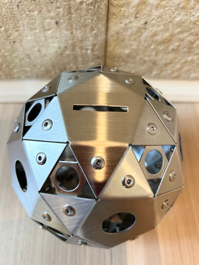 ステンレス製　変形十二面体　オブジェ