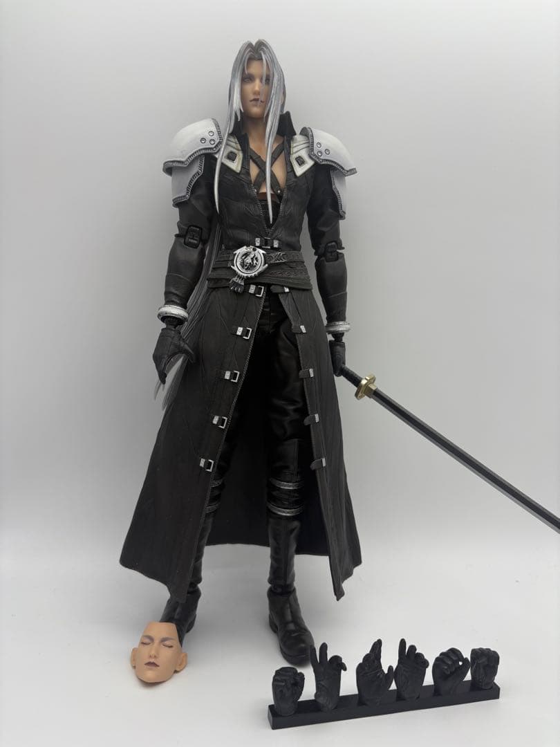 ファイナルファンタジー7リメイク　プレイアーツ改　セフィロス