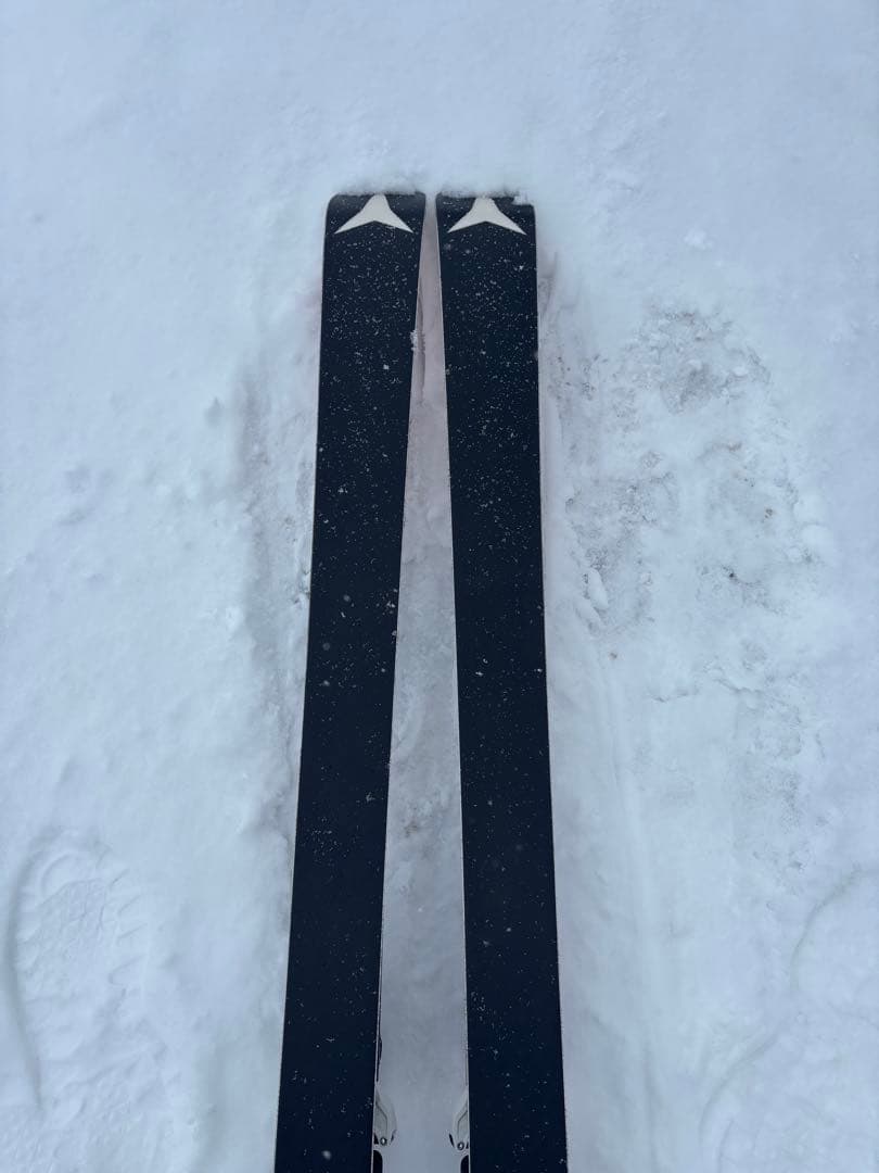 180cm アトミック レッドスター ATOMIC REDSTER GS