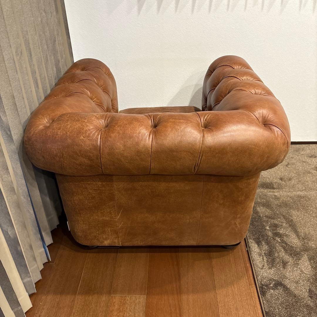 Eiji　ブラウンレザー チェスターフィールドソファ