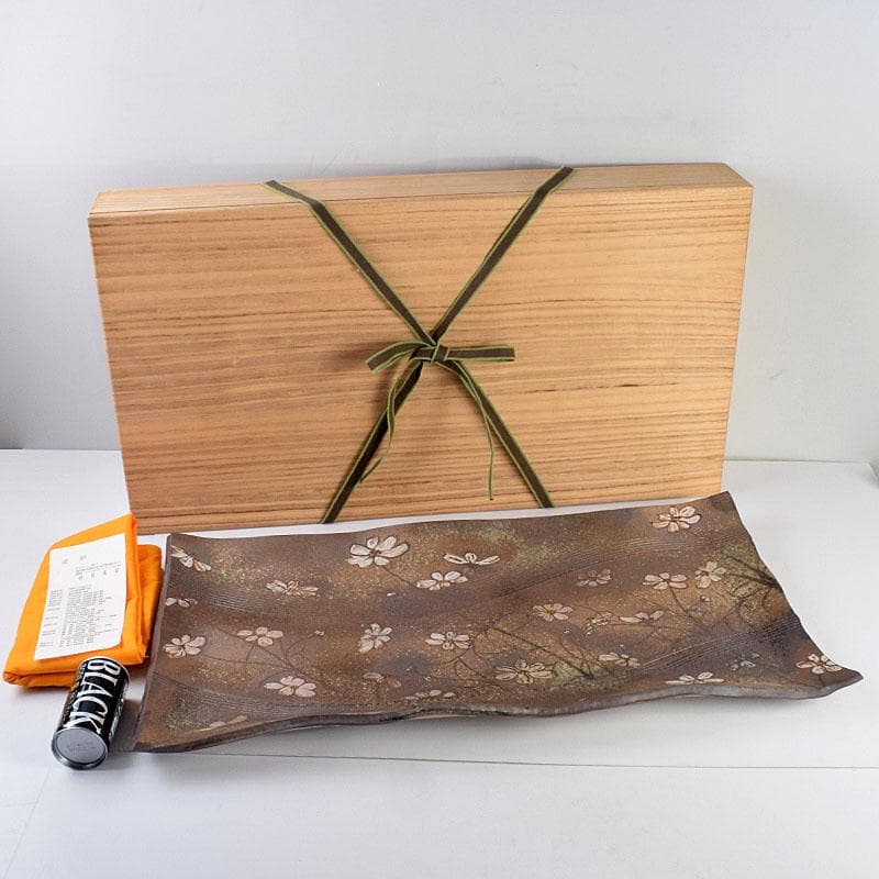 益子焼　堀越美紀作　自然釉　秋桜文　長皿　共箱　N　8681D