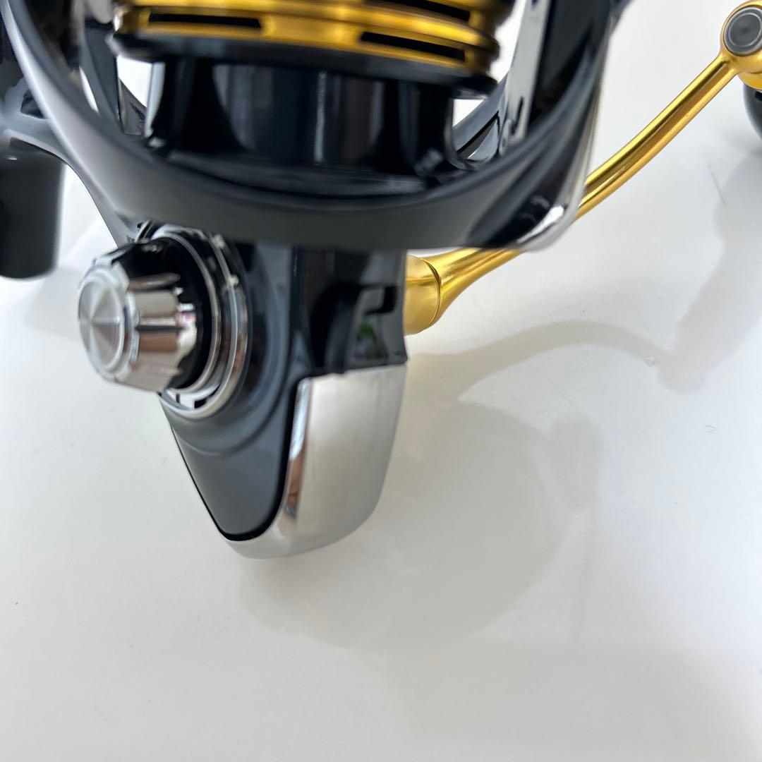 ダイワ　23レガリス LT3000-CXH ゴメクサスカスタム