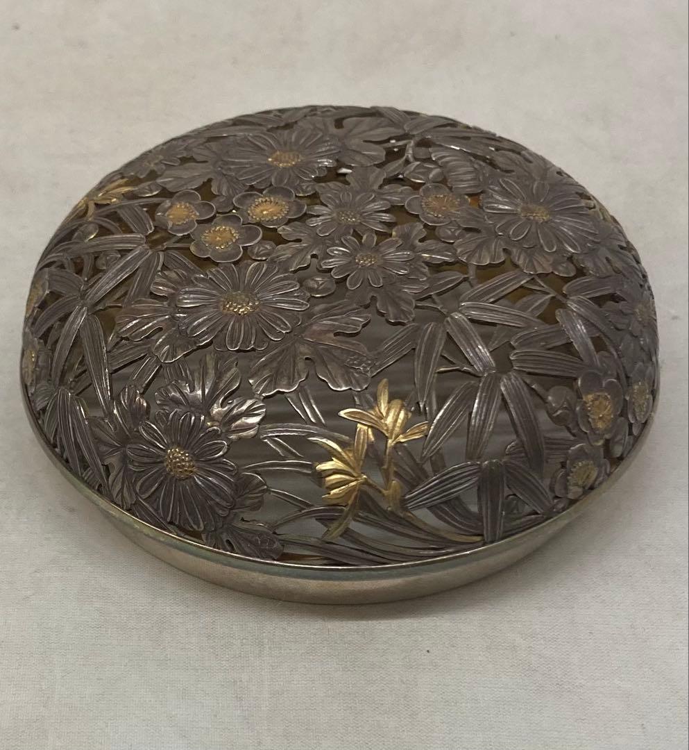 B507s「青瓷袴腰 香炉」諏訪蘇山作純銀四君子肉彫火舎　松與堂造　共箱　京都