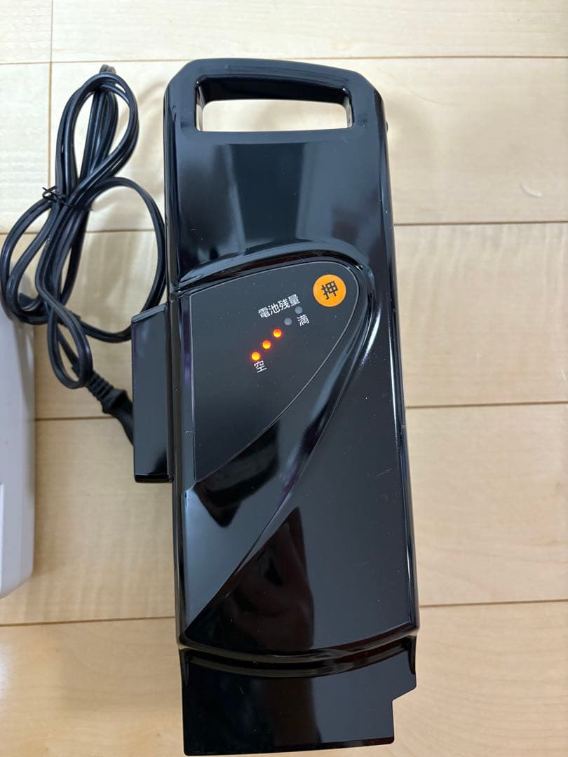 NKY513Ｂ02Ｂ8.9Ah電動自転車用バッテリー 本体　充電器　パナソニック