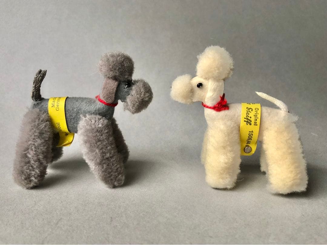 Steiff ポンポンプードル　ホワイト