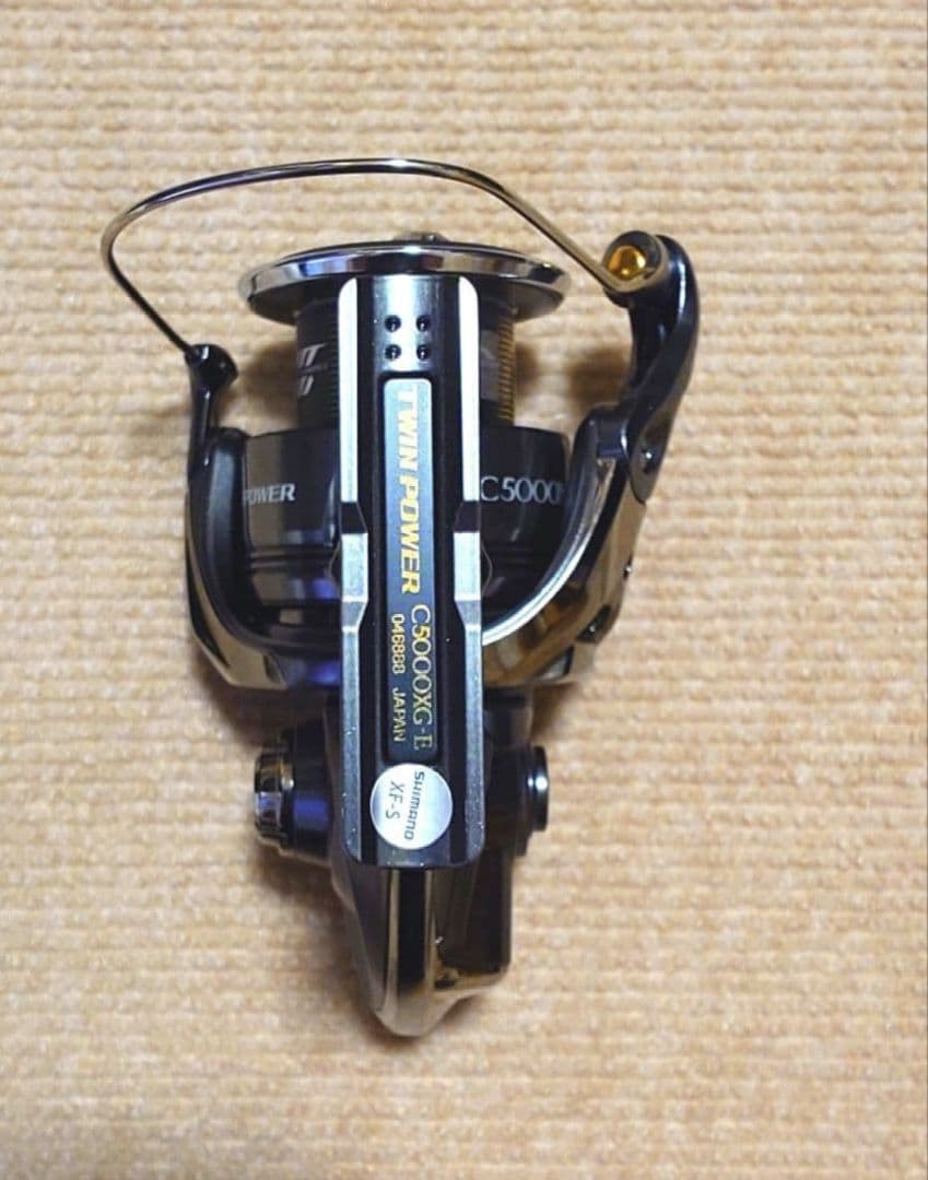 【新品未使用】24ツインパワーC5000XG　シマノ(SHIMANO)