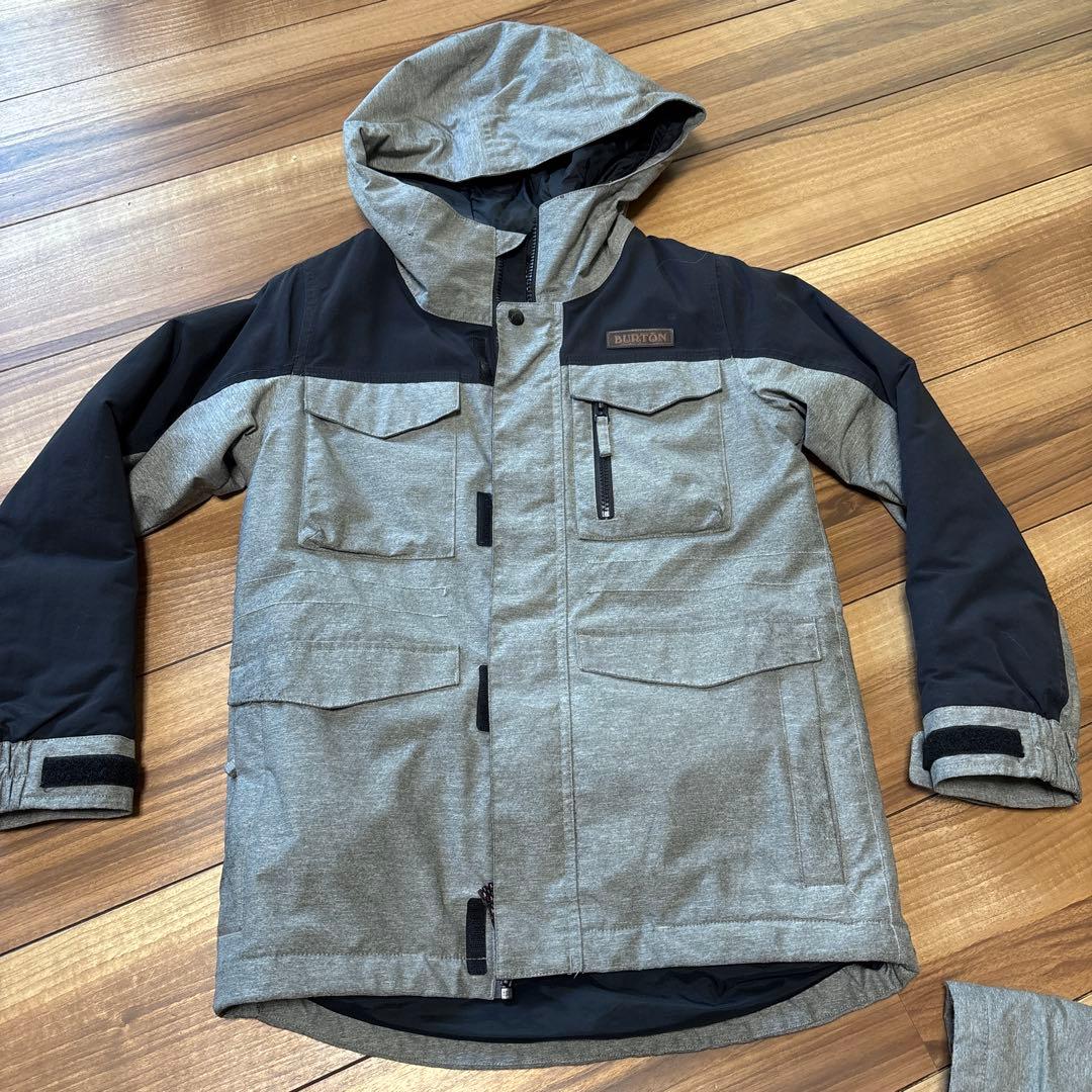 BURTONスノーウエアキッズ上下Sサイズ