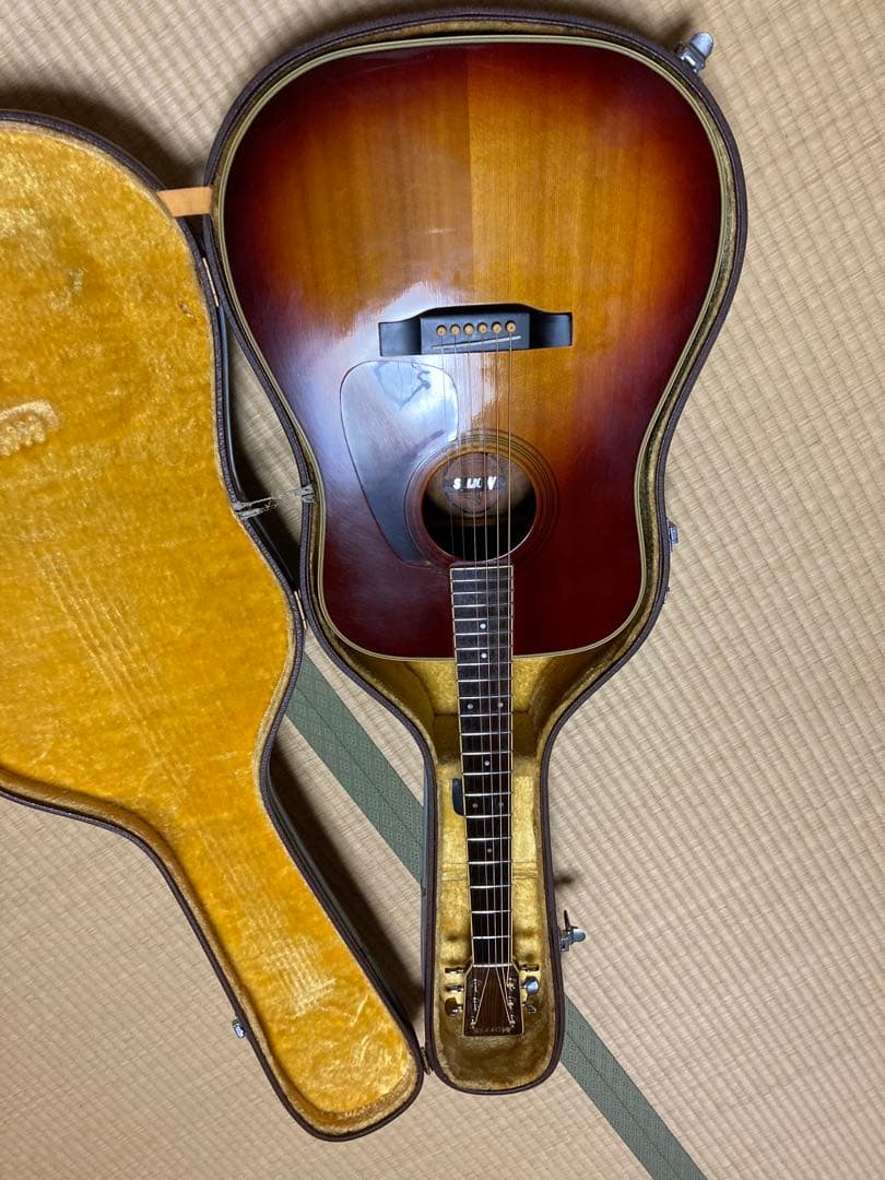 Morris アコースティックギター ジャパンヴィンテージハードケース付