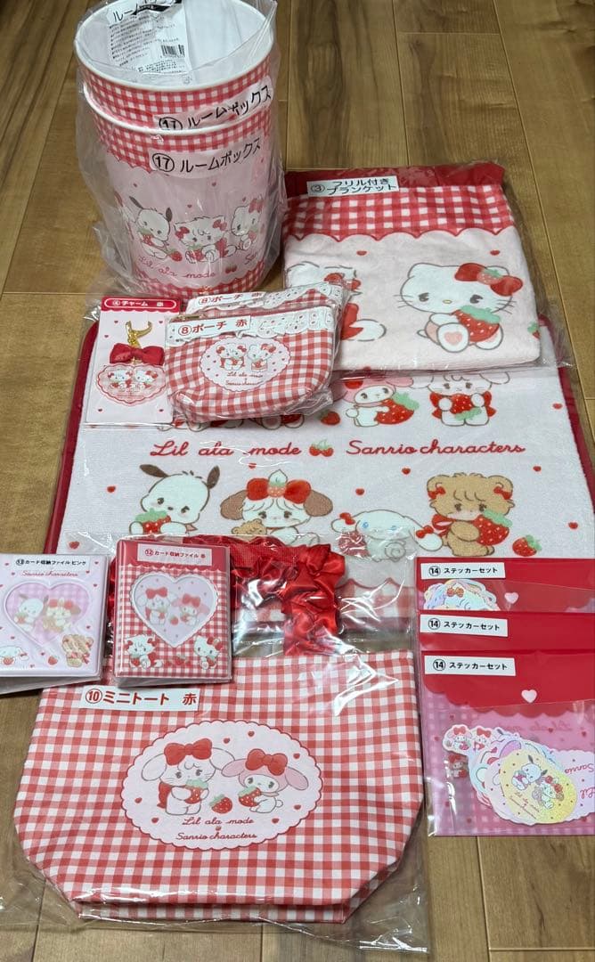 Lil ala mode × サンリオキャラクターズブランケット付き