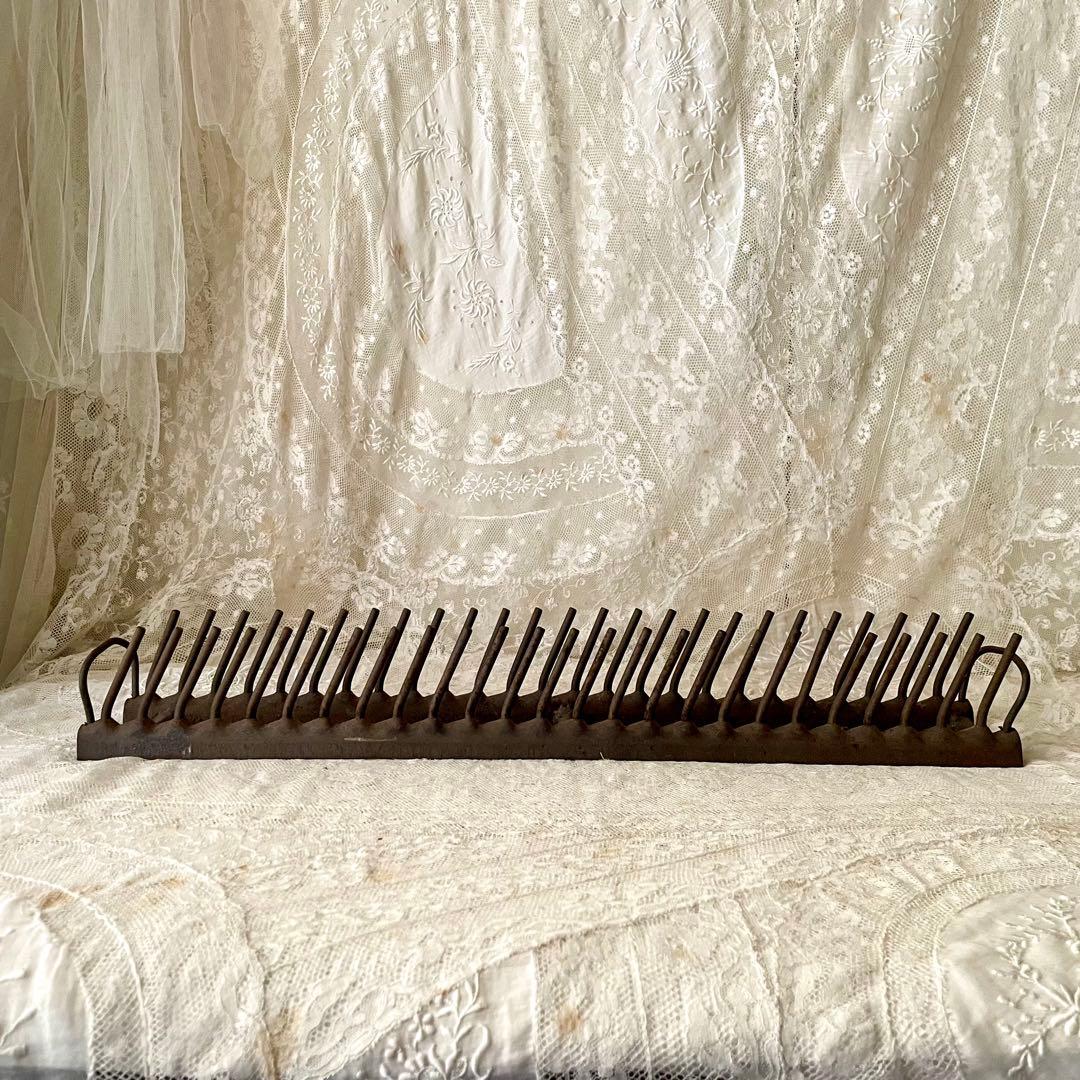 アイアン製ディッシュラック　皿立て　プレートホルダー　フランスアンティーク