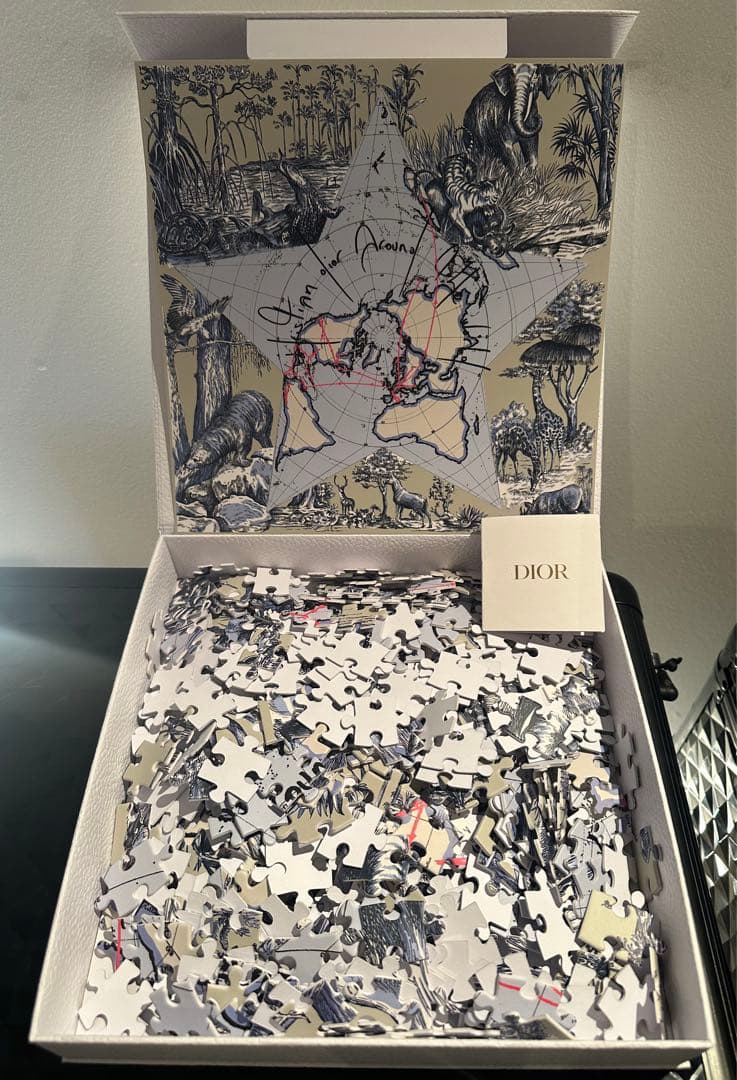 Dior ジグソーパズル