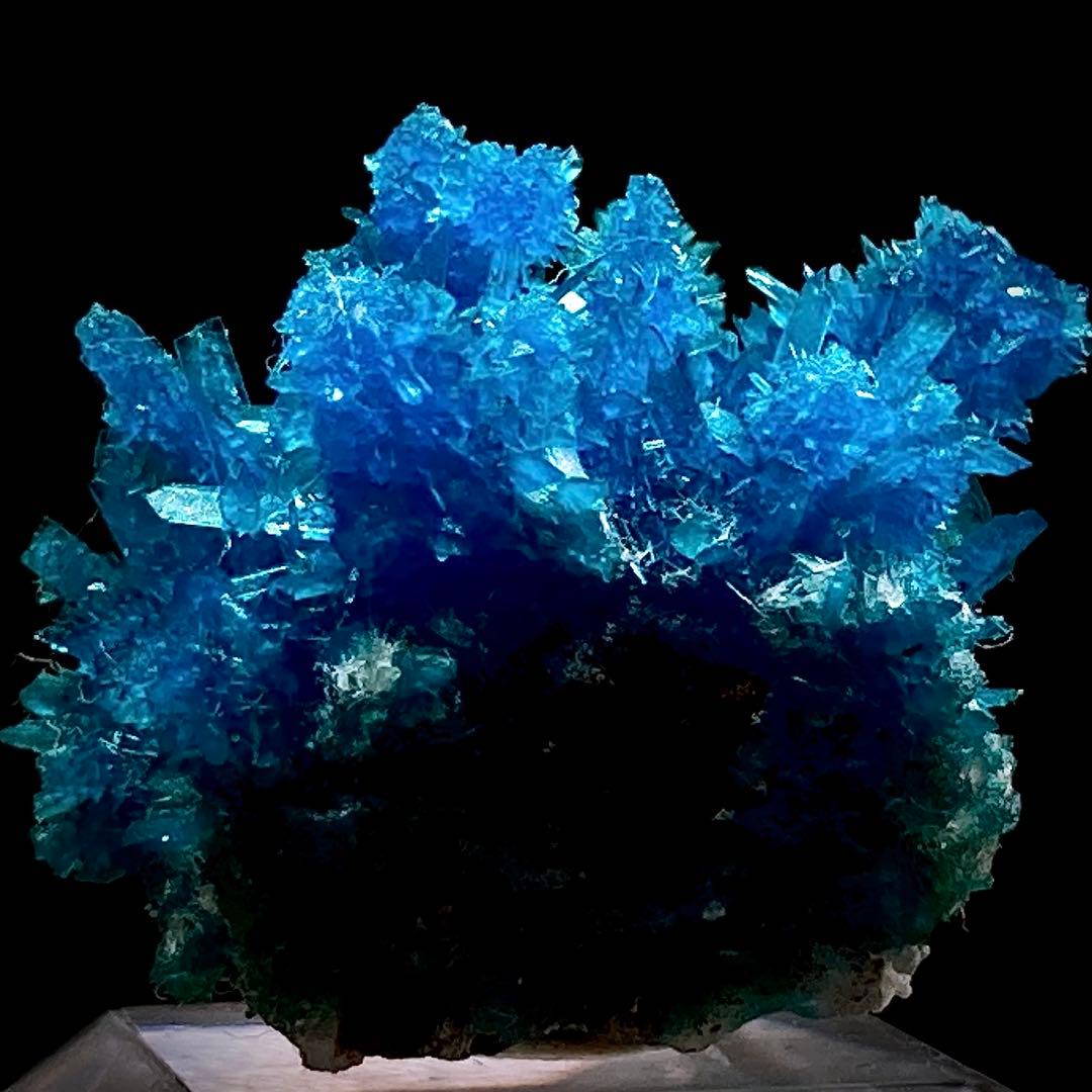 ＊*＊様 ペンタゴナイト　原石　鉱物標本　天然石　127