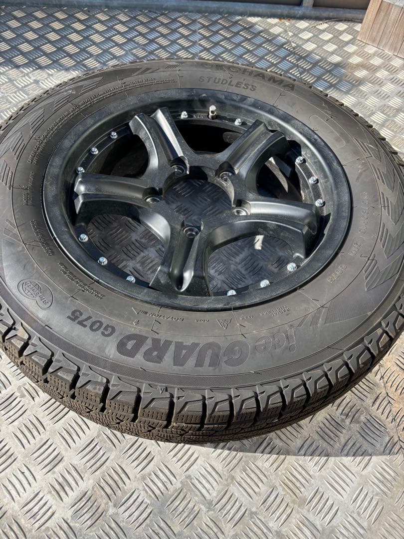 Iguana G075 175/80R16 スタッドレスタイヤ