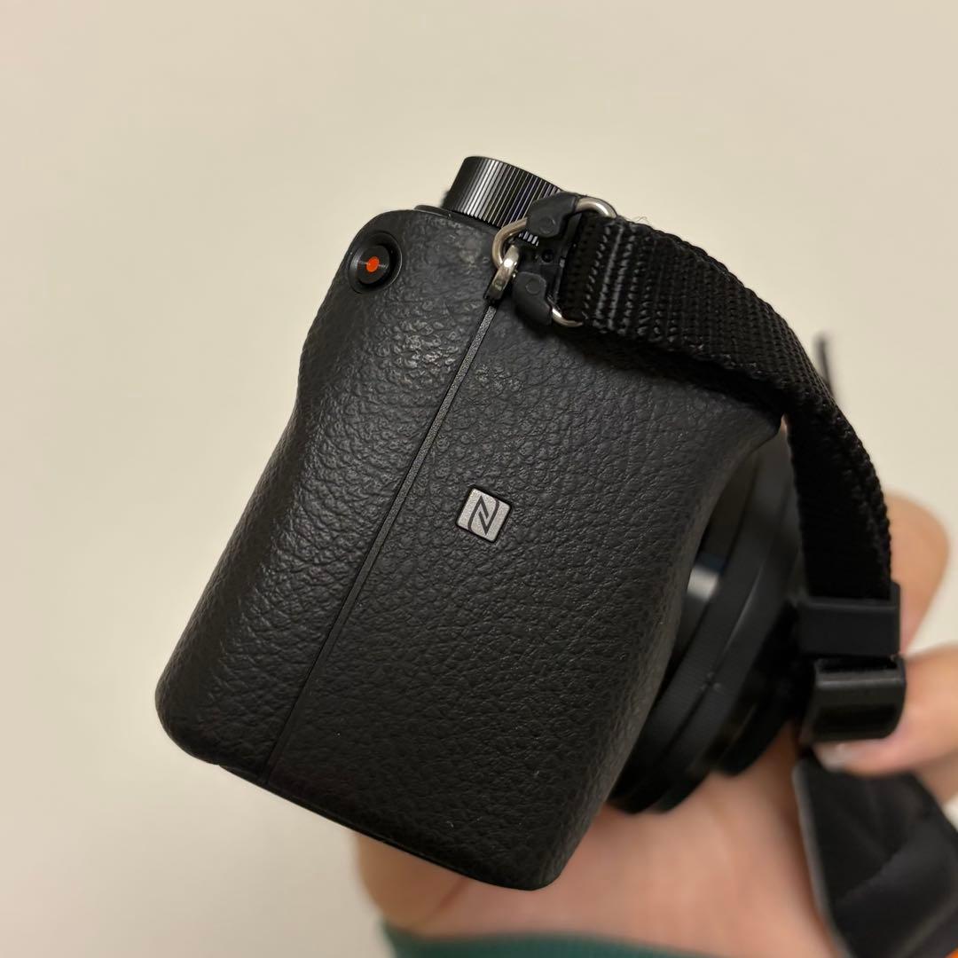 【値下げ】SONY α6400 ダブルキットレンズ　収納ケース付き