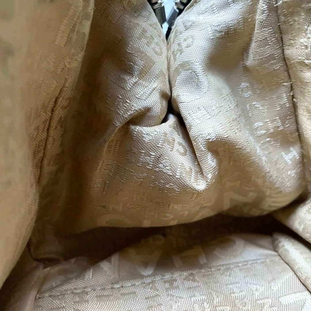 希少なミニサイズ CHANEL キャビアスキン　フリンジ ハンドバ