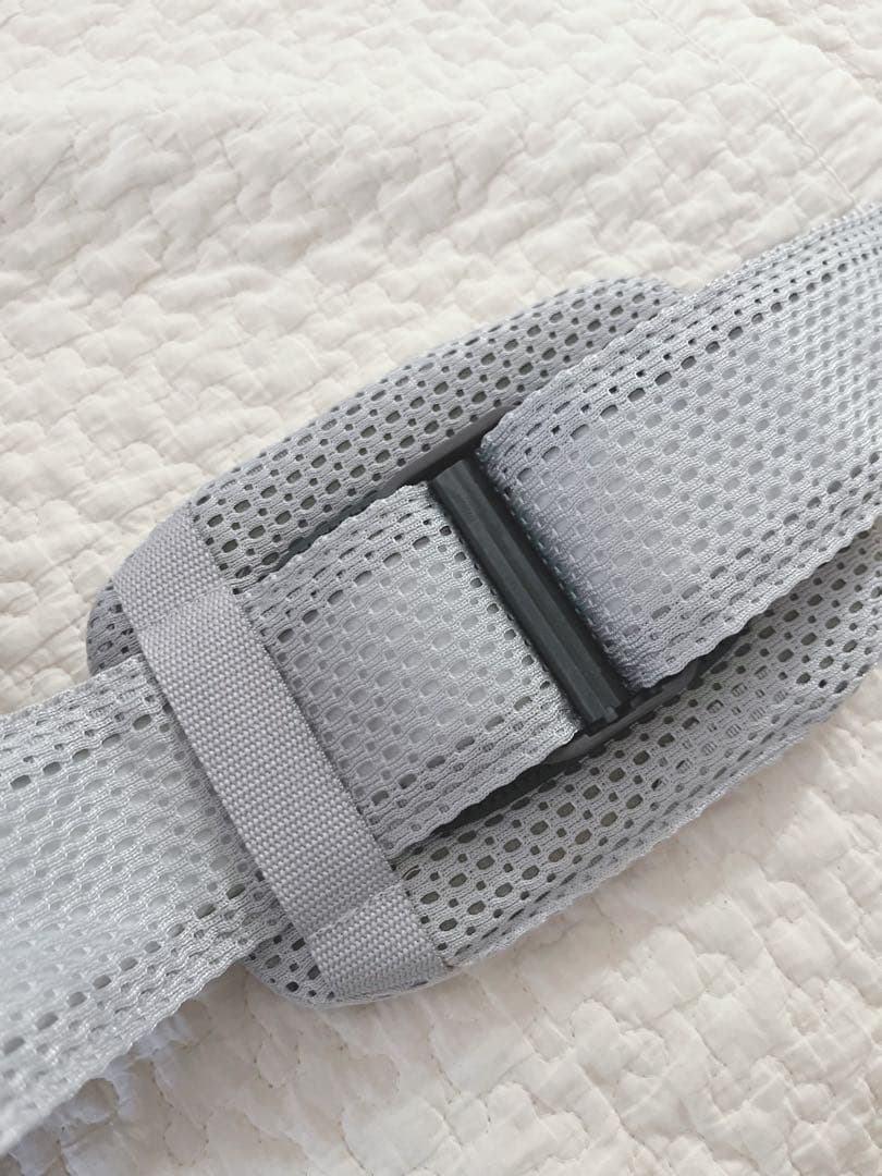 専用　BABYBJÖRN メッシュ抱っこ紐 グレー