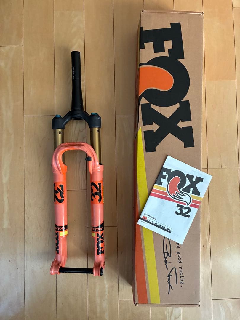 FOX 32 フロントフォーク カシマコート