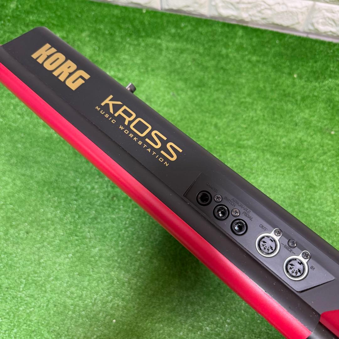 美品　KORG コルグ KROSS 61鍵盤　シンセサイザー　ケース付き　良好