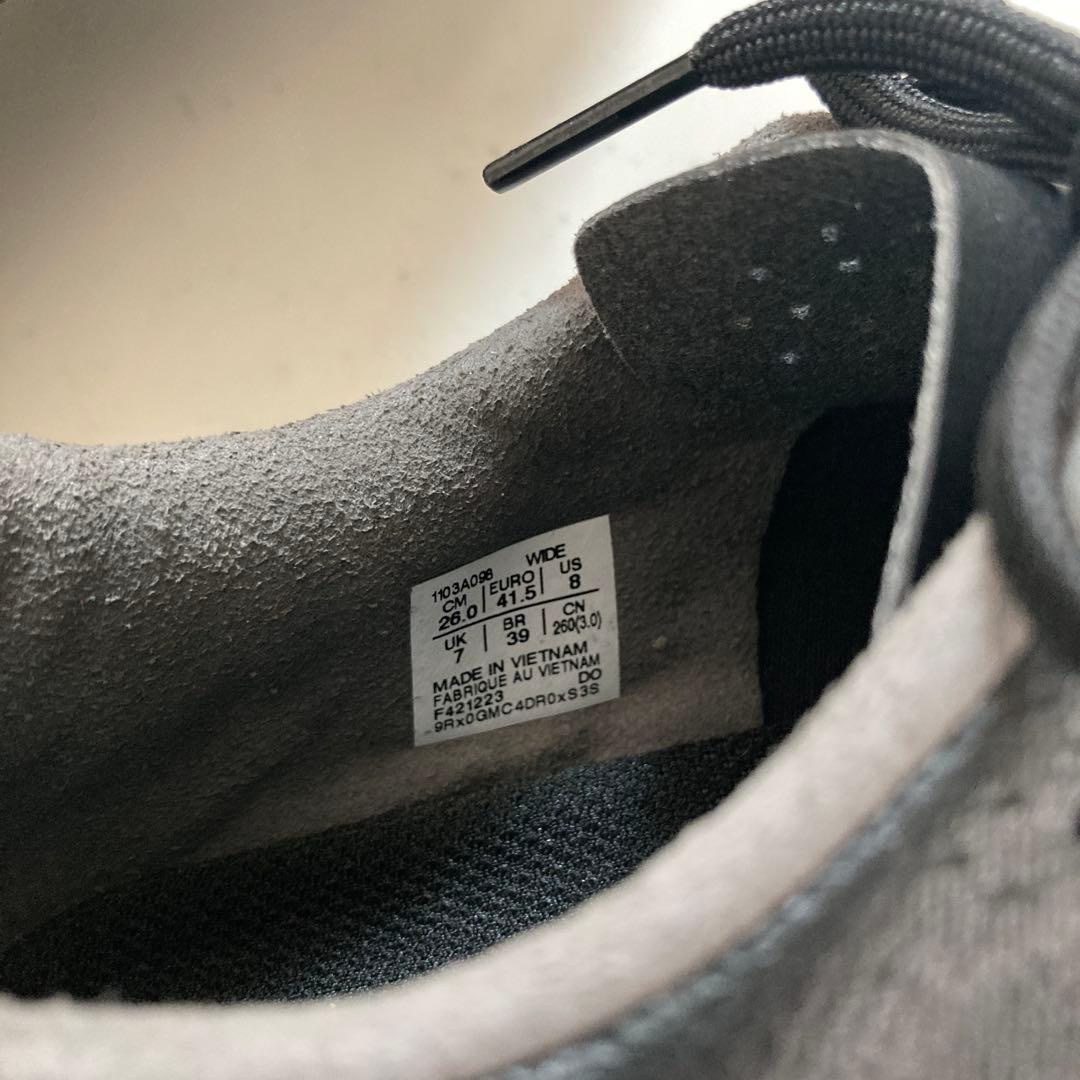 新品 ASICS DS LIGHT スパイク （ブラック×シルバー） 26cm