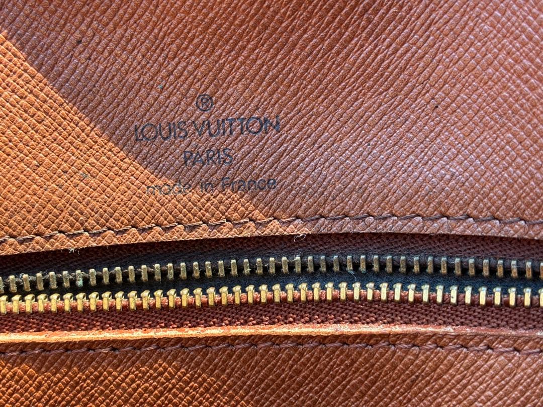 が*門様 LOUIS VUITTON ポルト ドキュマン ヴォワヤージュ モノグ