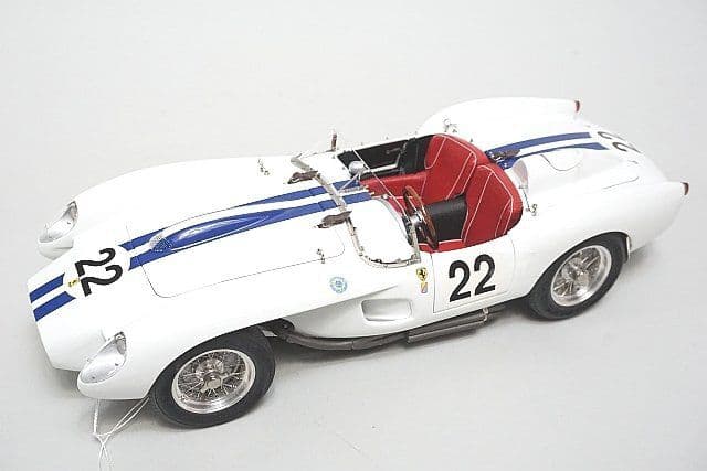 CMC 1/18 Ferrari フェラーリ 250 Testa Rossa