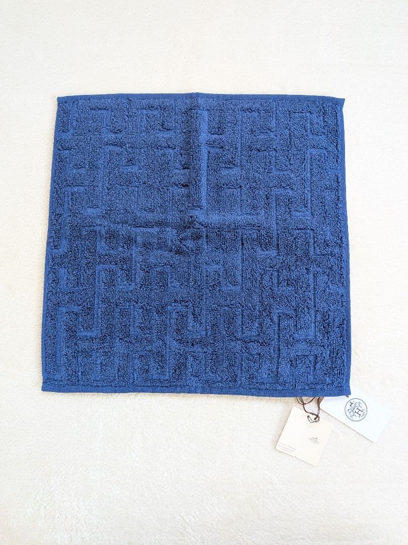 新品・未使用　HERMES エルメス　タオル エルメスブルー　Hロゴ 即日発送