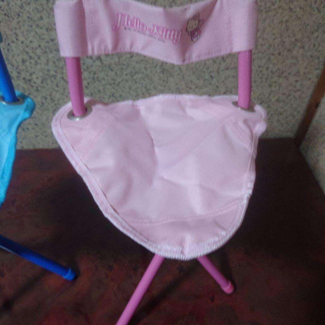 1175 ハローキティ折り畳み椅子