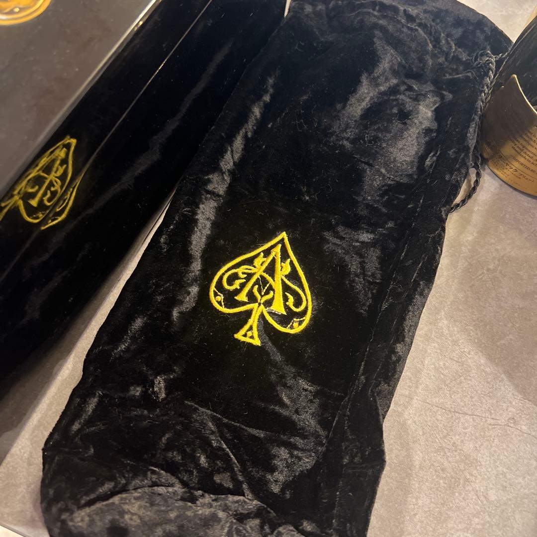 アルマンド　Armand de Brignac Brut Gold シャンパン