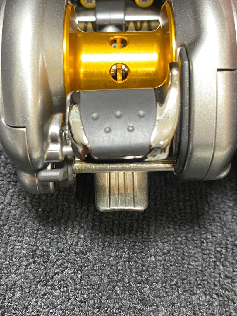 【新品未使用】シマノ　07メタニウムMg 右巻き