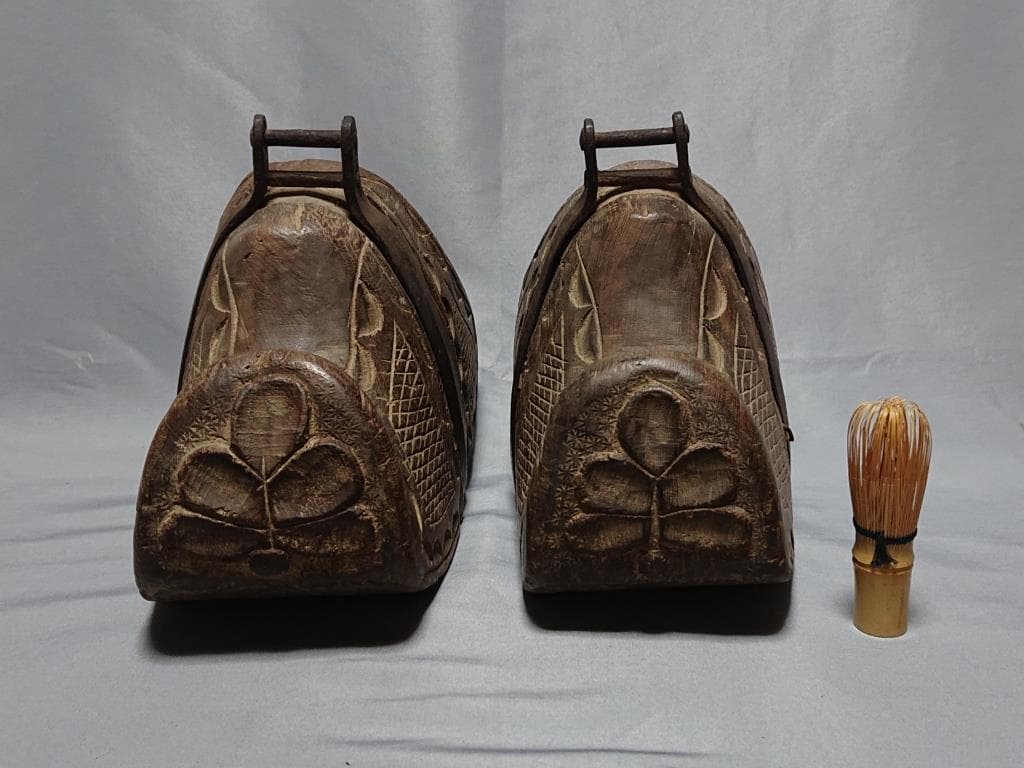 コレクター収集品　貴重　グアテマラ　馬具　古い木製の鐙