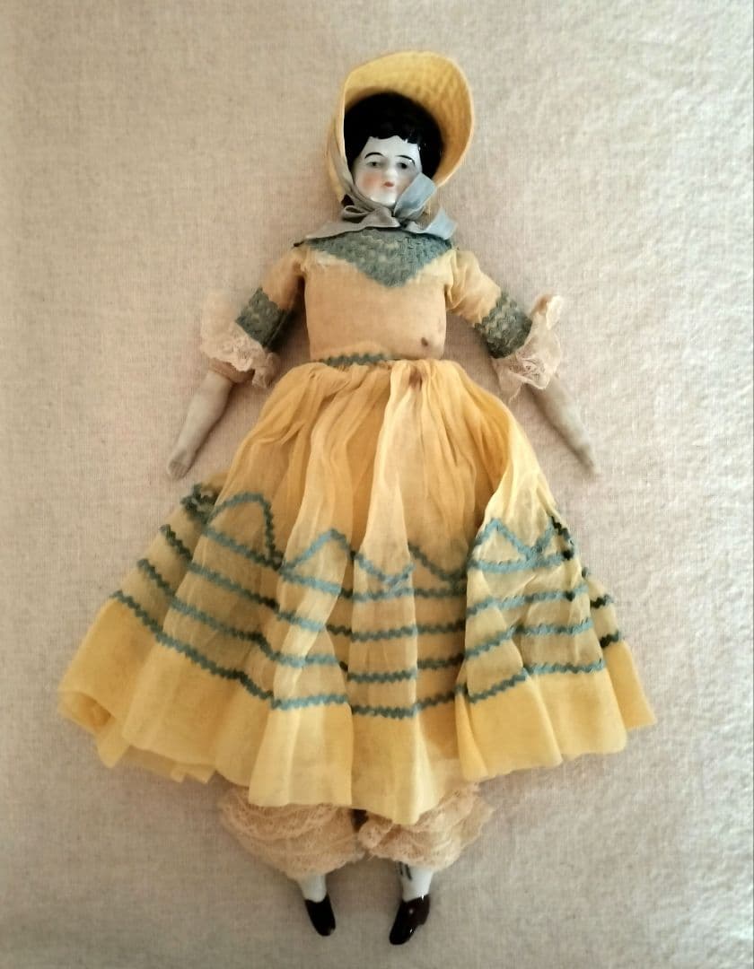 アンティーク　チャイナヘッドドール　　ビスクドール