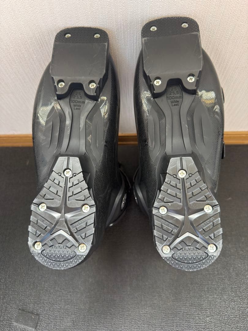 スキー ATOMIC HAWX MAGNA 75 25/25.5cm