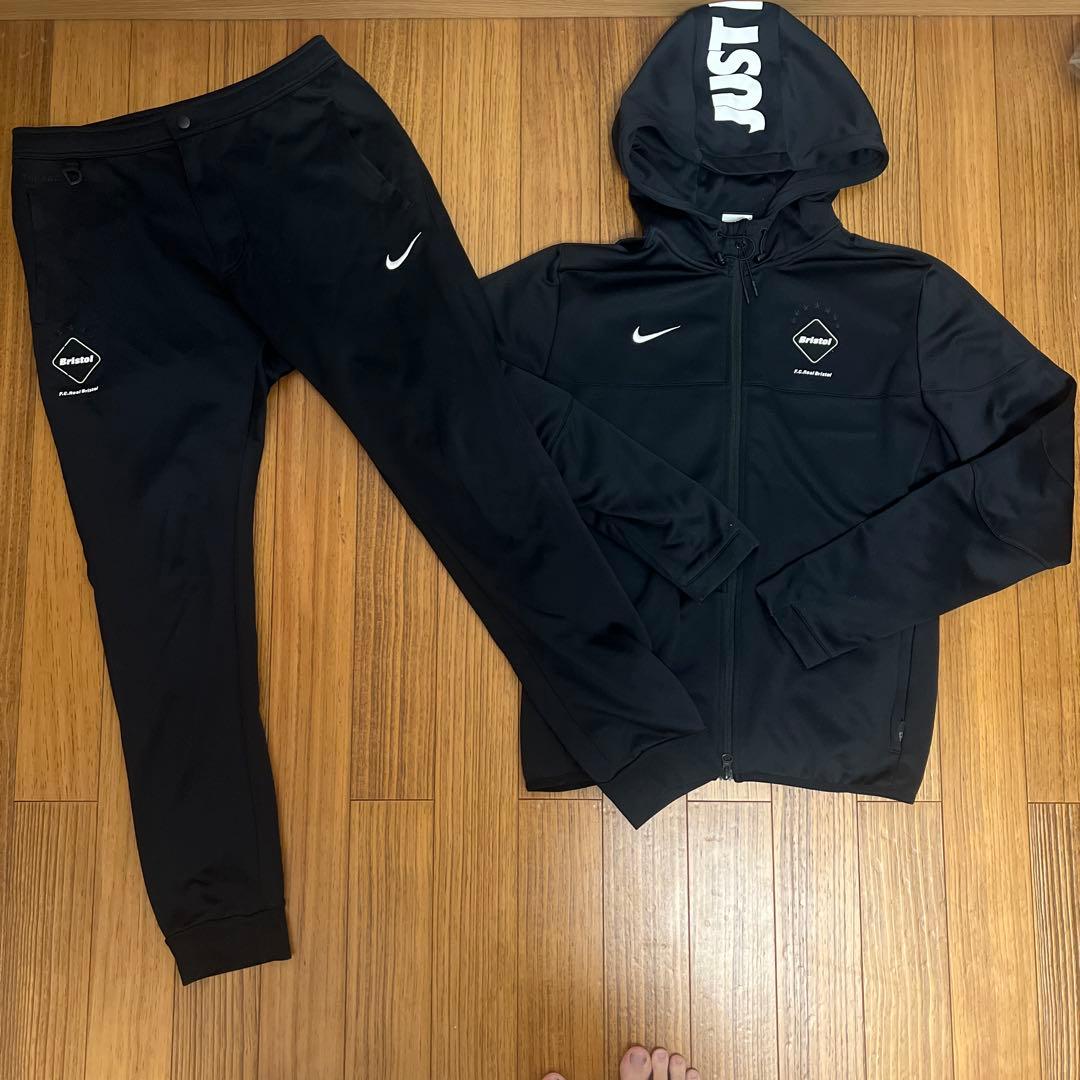 F.C.Real.Bristol nike ブリストル　サイズM