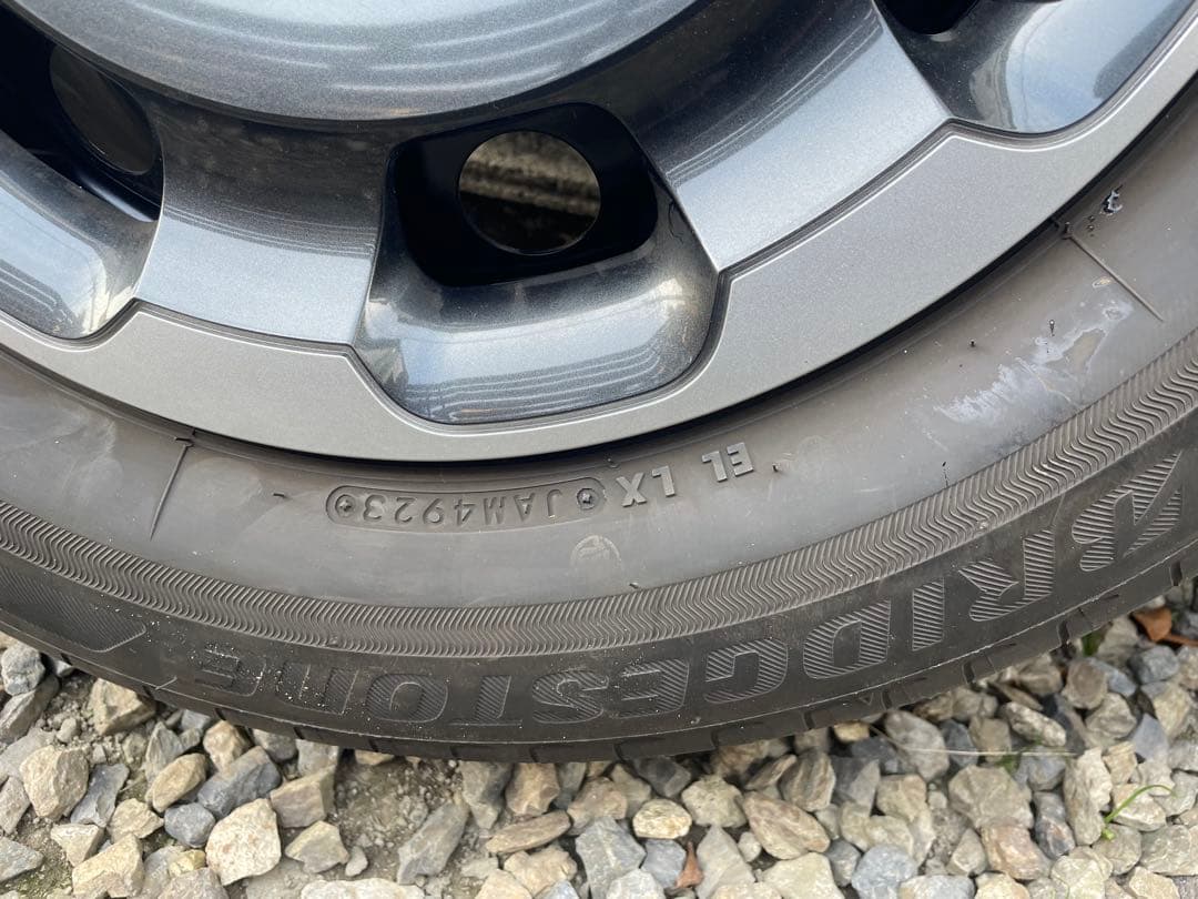 185/65R15 シエンタ　純正外し