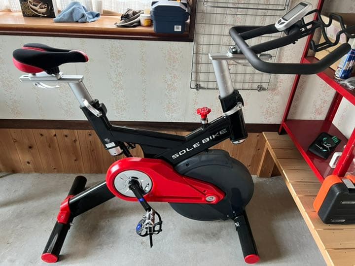 ウエイトトレーニング SOLE  fitness BIKE