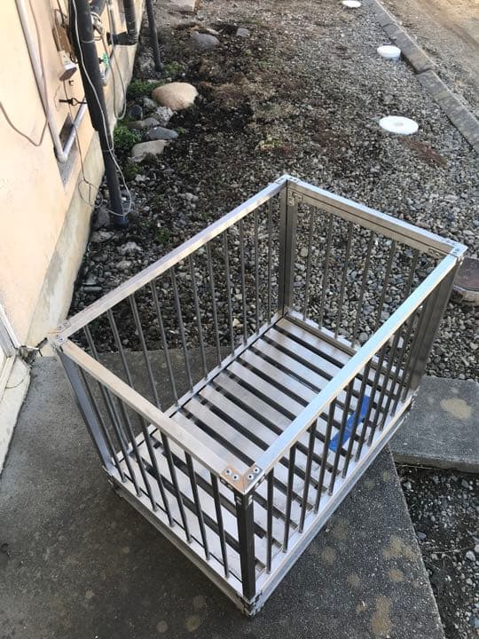 ステンレス鋼製ペットケージ