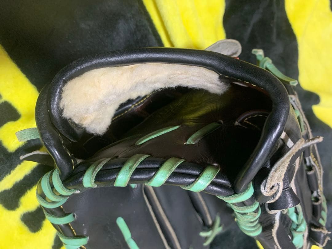 ローリングス硬式投手用グローブ(阪神秋山モデル)