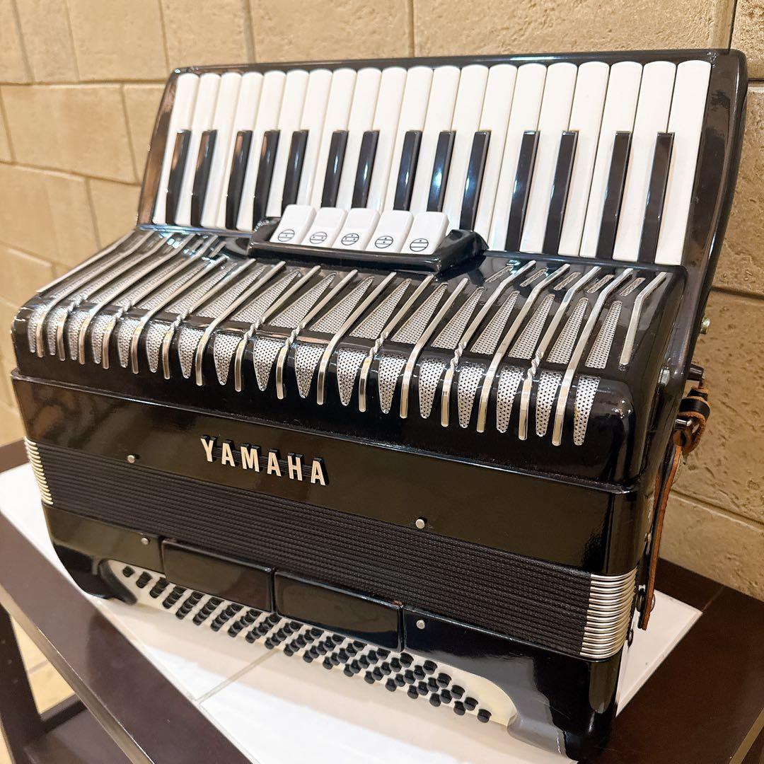 専用 YAMAHA ヤマハ YA-80 アコーディオン 音良好 純正ケース付