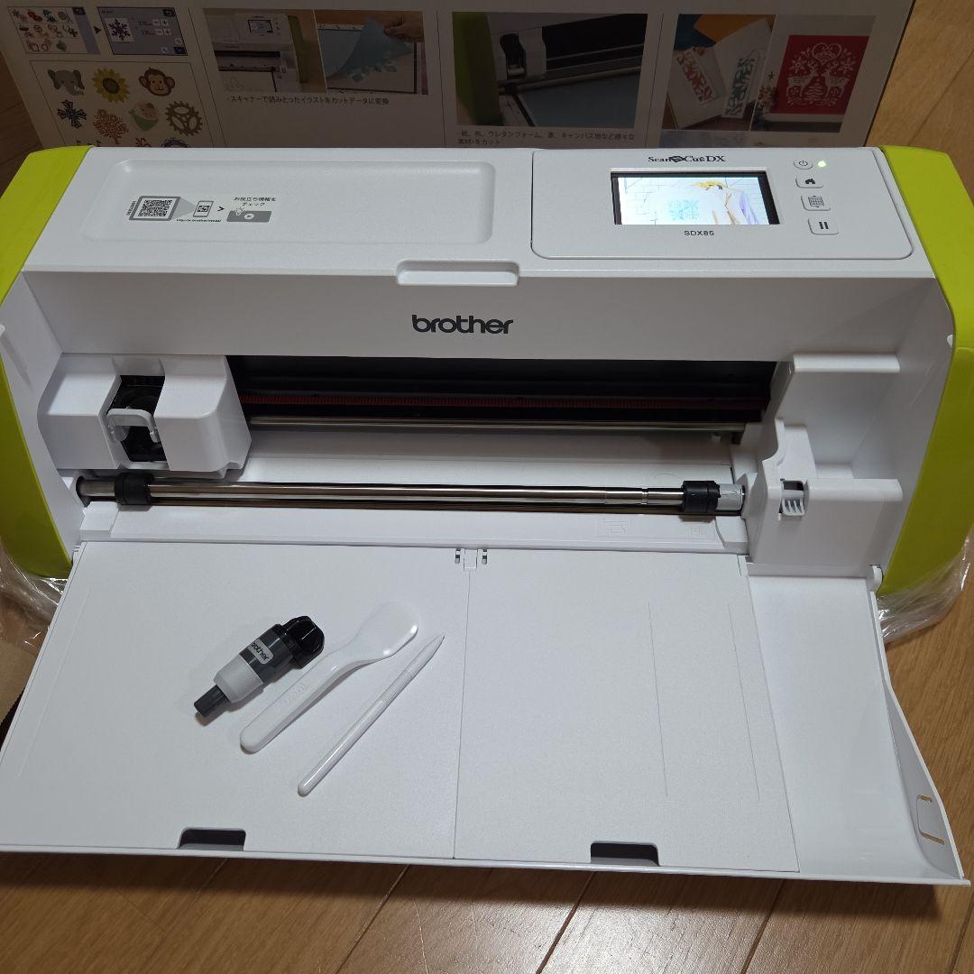 カッティングマシン/brotherスキャンカットDX SDX85/未使用に近い