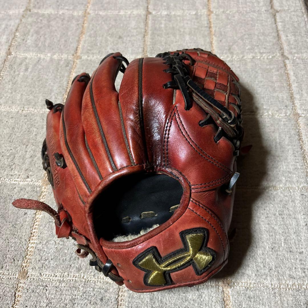 硬式用グローブ 内野手用 アンダーアーマー