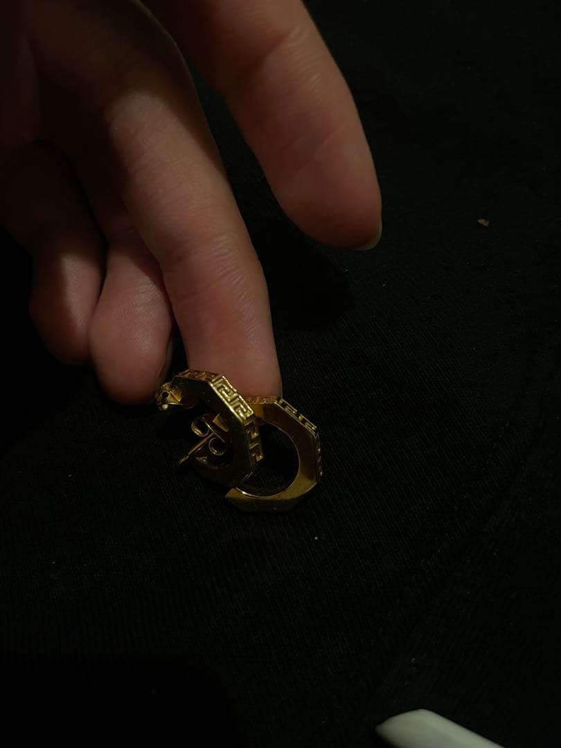 Versace ゴールドピアス