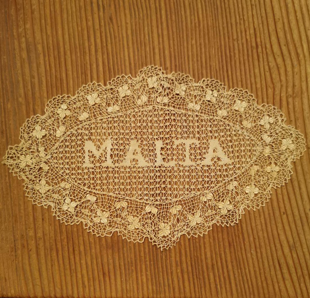 アンティーク マルチーズレース MALTA シルクボビン編ドイリー 小花＆リーフ