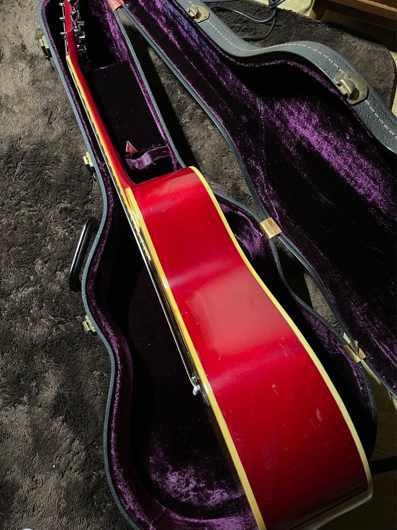 GIBSON DOVE 70年代初期製のヴィンテージ