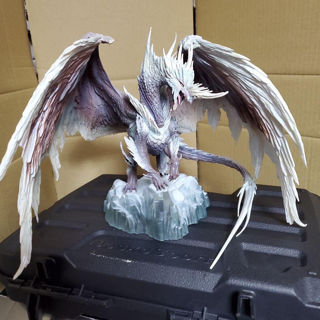 モンスターハンター イヴェルカーナ フィギュア　1番くじ